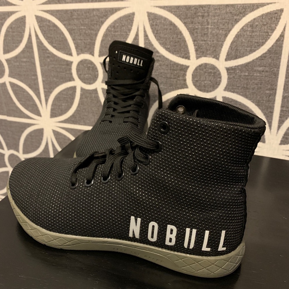 Women’s NOBULL High-Top Black Gum Trainer SZ 7 W